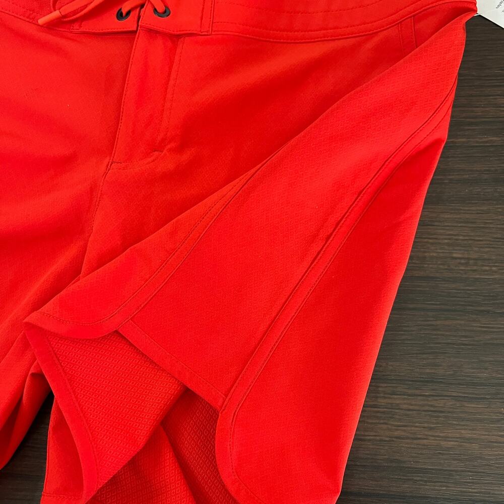 Athleta Red Board Shorts Women’s Size 12 Swim Surf Athletic - Picture 9 of 10